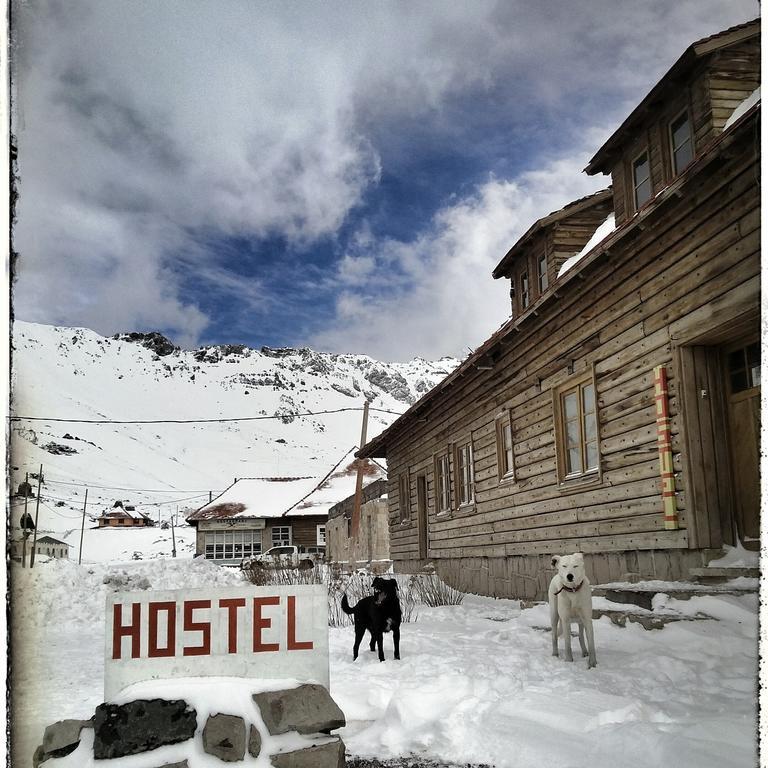 Portezuelo Del Viento - Hostel De Montana Лас-Куевас Екстер'єр фото