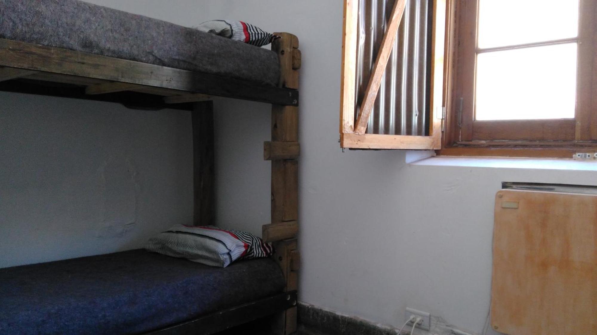 Portezuelo Del Viento - Hostel De Montana Лас-Куевас Екстер'єр фото