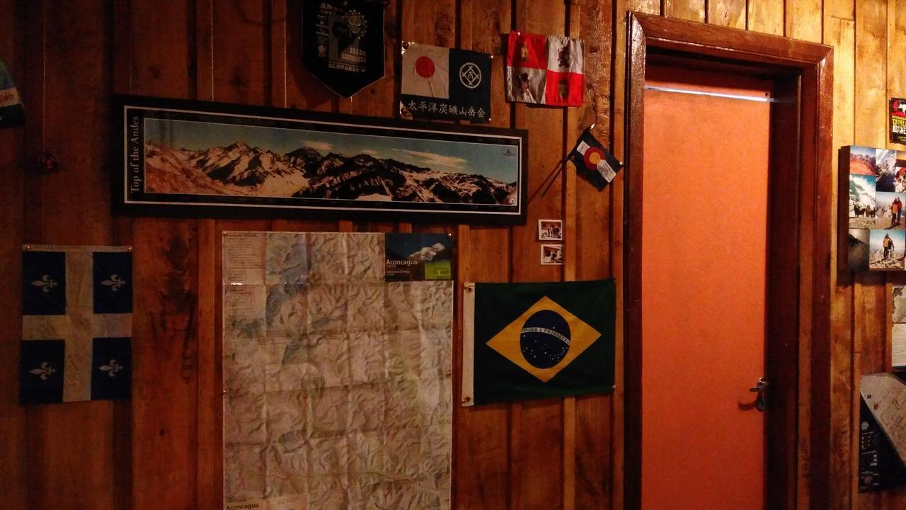 Portezuelo Del Viento - Hostel De Montana Лас-Куевас Екстер'єр фото